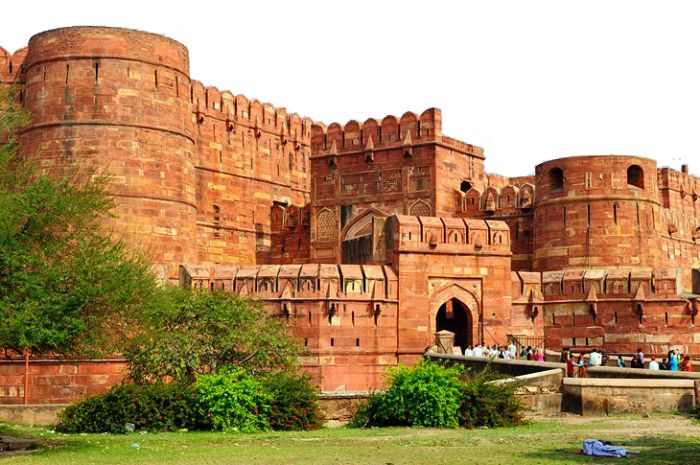 Agra Fort Timings